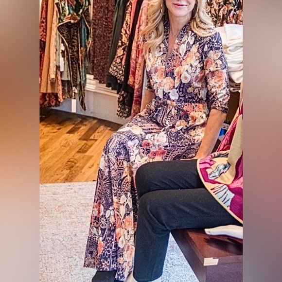 🔷Soft Surroundings Adamaris Navy floral geometric, V-Neck, 3/4 sleeves, Maxi XL - Picture 3 of 11